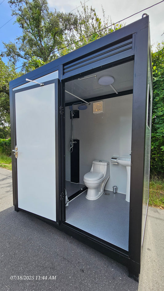 Medium Toilet Shower Combo