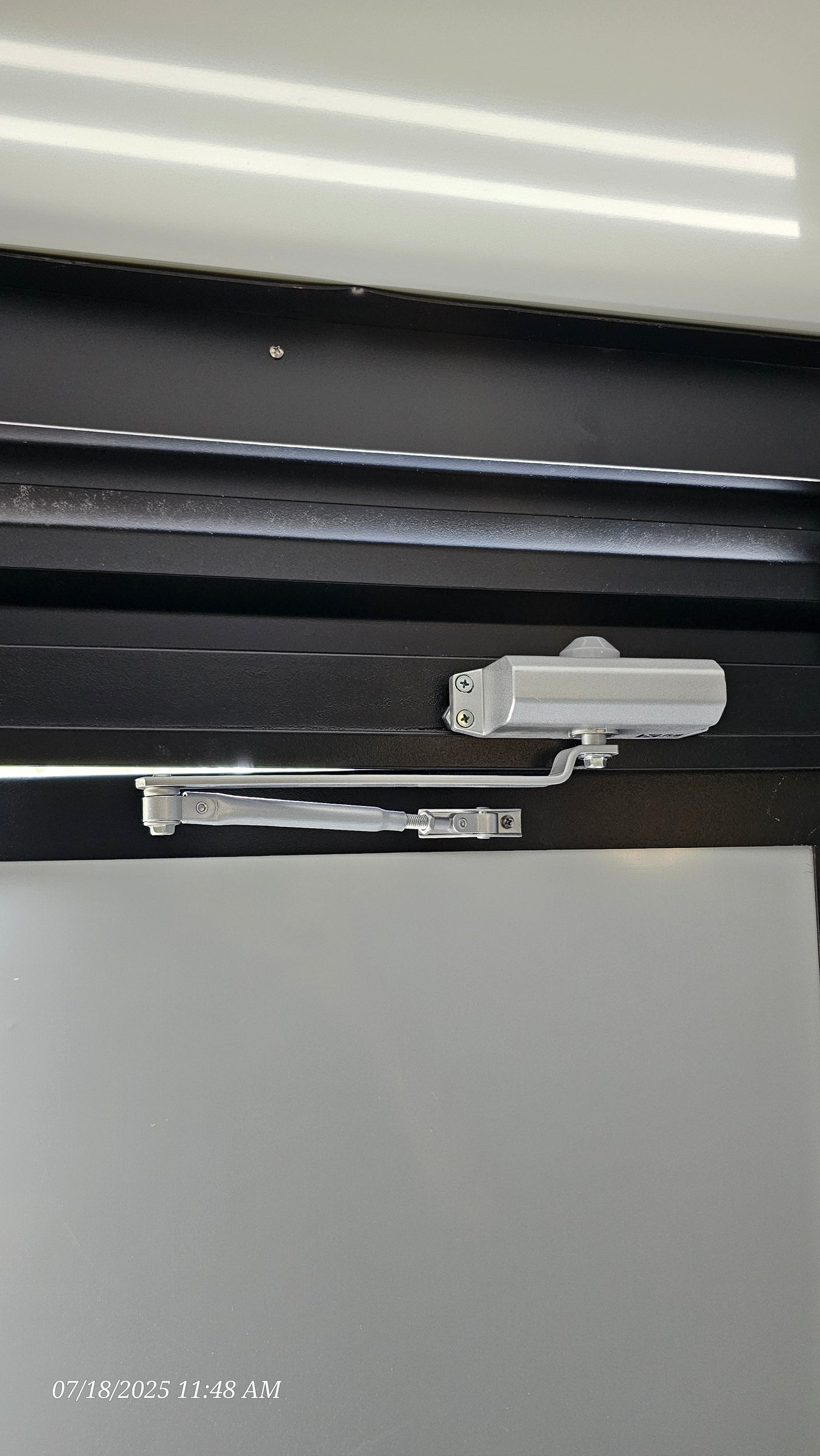 Medium Toilet Shower Combo