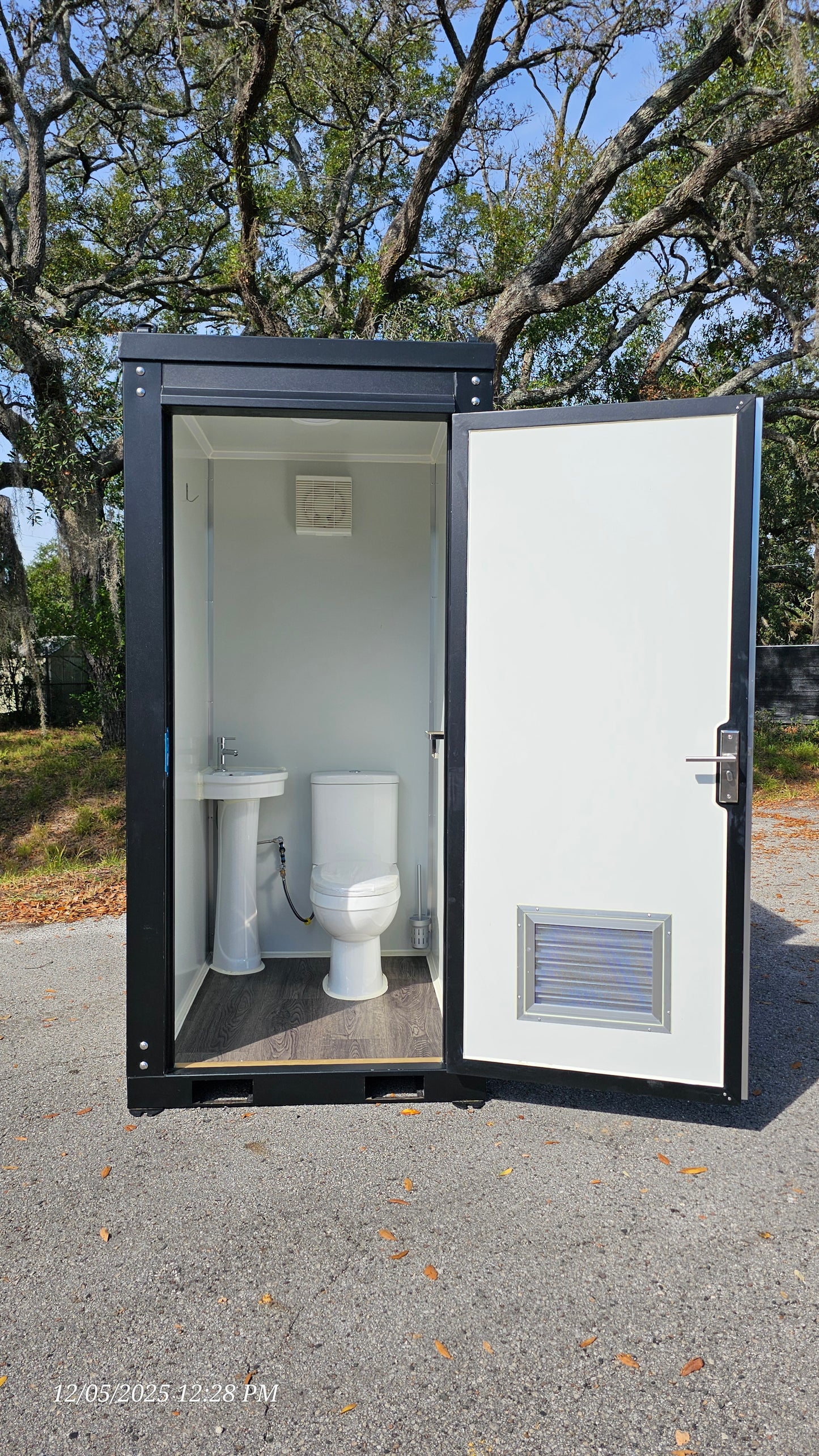 Single Toilet
