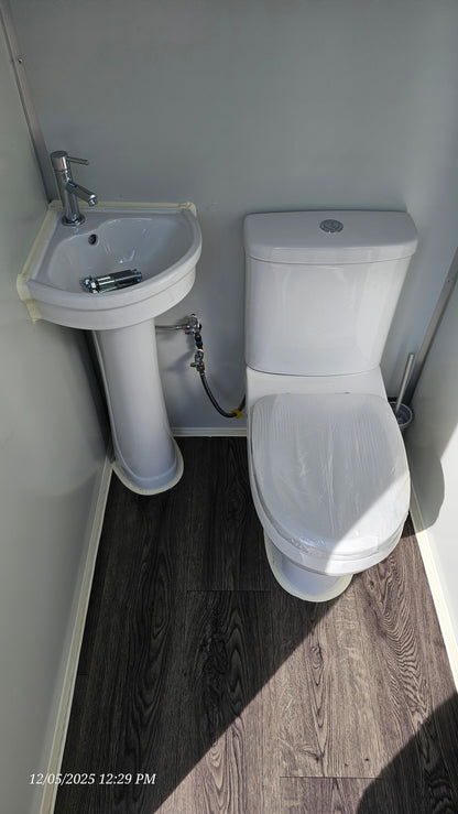 Single Toilet