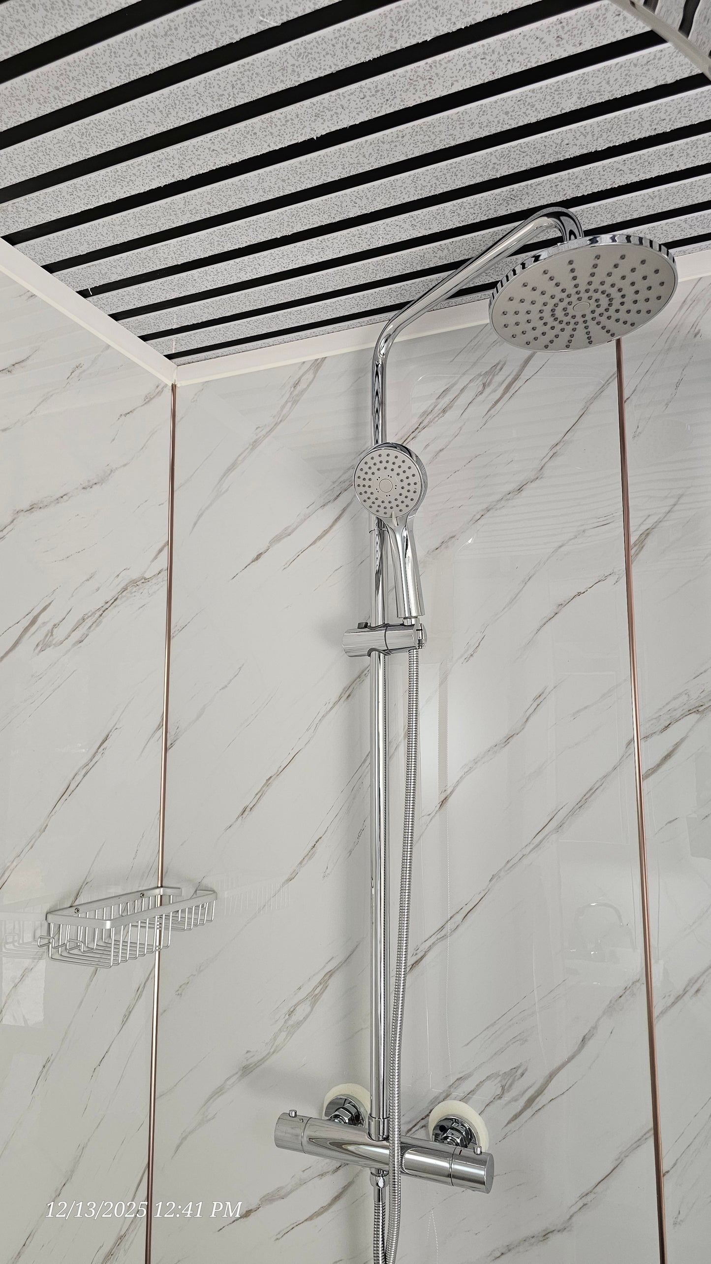 Large Shower Combo (square shower w/ curtain)